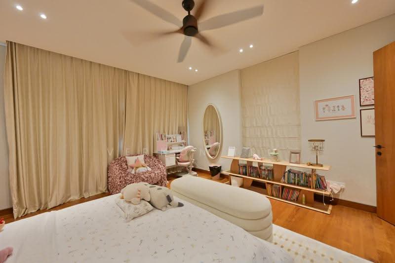 MAGNUM OPUS BUNGALOW WITH EVERYTHING, Tanglin / Holland / Bukit Timah, 8 Bedrooms, 10,000 sqft, Bungalow House For Sale, by Vernon Teo, 500249527 - PropertyGuru.com.sg