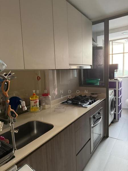 Sol Acres, 12 Choa Chu Kang Grove, Dairy Farm / Bukit Panjang / Choa Chu Kang, 3 Bedrooms, 1,044 sqft, Condominium For Sale, by Brandon Yeo, 500249532 - Kitchen - PropertyGuru.com.sg