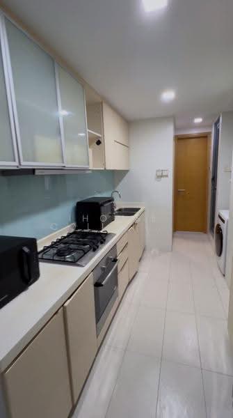 Oxford Suites, 21 Oxford Road, Farrer Park / Serangoon Rd, Room Rental, 100 sqft, Condominium For Rent, by ling, 500249534 - Kitchen - PropertyGuru.com.sg