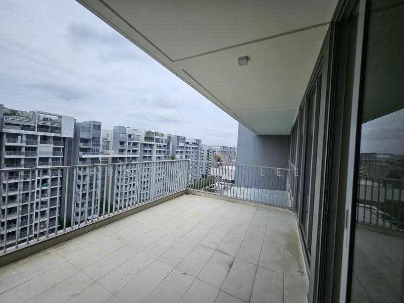 Bedok Residences, 20 Bedok North Drive, Bedok / Upper East Coast, Room Rental, 100 sqft, Condominium For Rent, by Priscilla Lee, 500249537 - Balcony - PropertyGuru.com.sg
