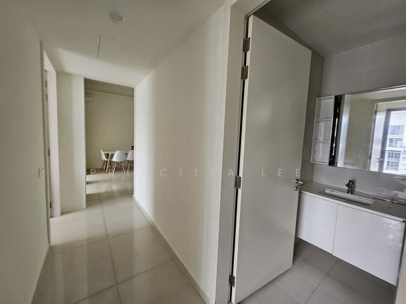 Bedok Residences, 20 Bedok North Drive, Bedok / Upper East Coast, Room Rental, 100 sqft, Condominium For Rent, by Priscilla Lee, 500249537 - Corridor - PropertyGuru.com.sg