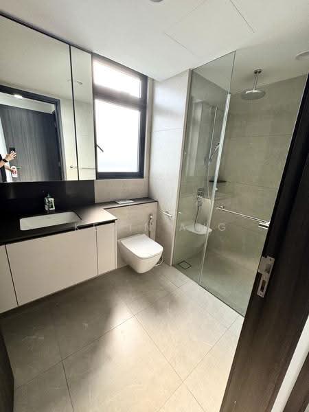 Sky Eden @ Bedok, 1 Bedok Central, Bedok / Upper East Coast, Room Rental, 85 sqft, Condominium For Rent, by Kevin Ang, 500249538 - Bathroom - PropertyGuru.com.sg