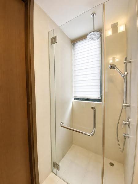 Robinson Suites, 50 Robinson Road, Boat Quay / Raffles Place / Marina, 2 Bedrooms, 603 sqft, Condominium For Sale, by Yong Wee Foong 杨伟锋, 500249555 - Bathroom - PropertyGuru.com.sg