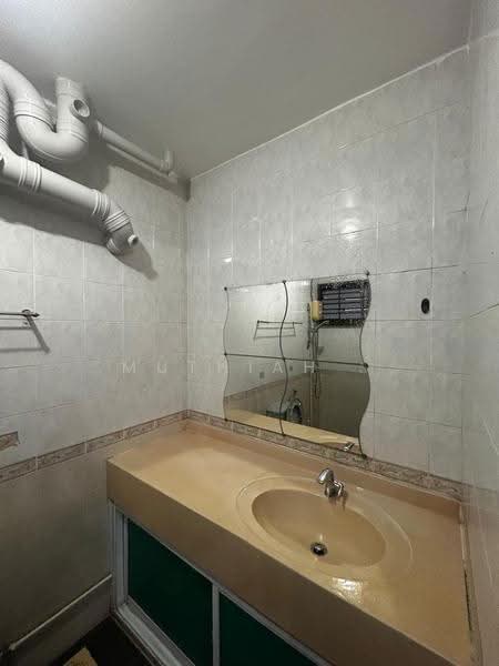 465 Segar Road, 465 Segar Road, Dairy Farm / Bukit Panjang / Choa Chu Kang, Room Rental, 150 sqft, HDB Flat For Rent, by Muthiah ., 500249580 - Bathroom - PropertyGuru.com.sg