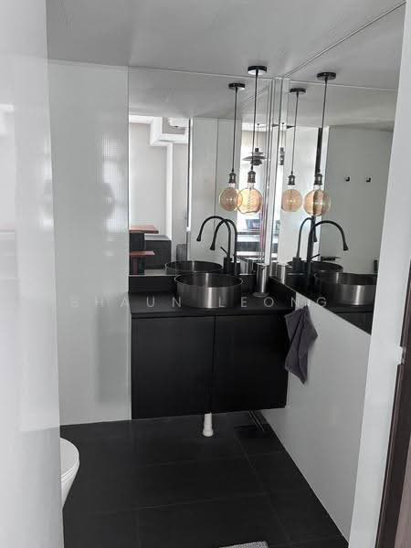 30 Margaret Drive, 30 Margaret Drive, Alexandra / Commonwealth, 1 Bedroom, 667 sqft, HDB Flat For Sale, by Shaun Leong, 500249590 - Bathroom - PropertyGuru.com.sg