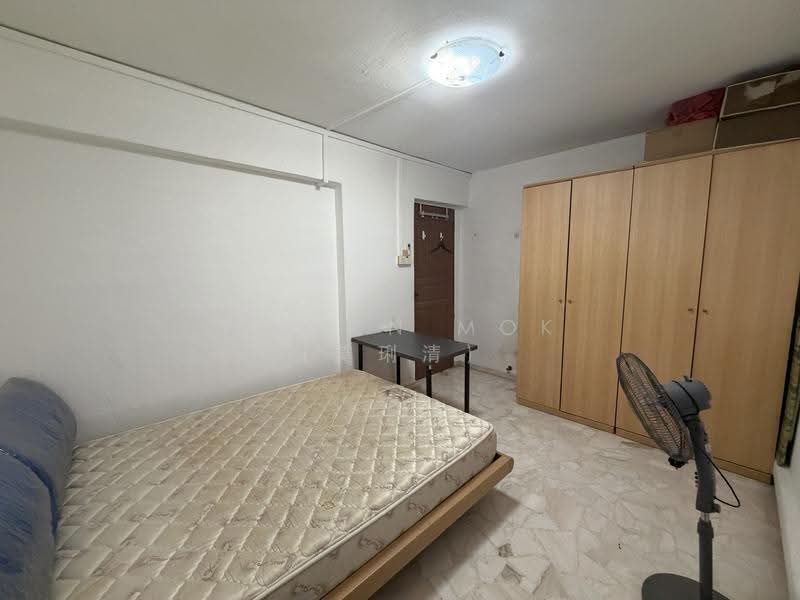 4 Lorong Lew Lian, 4 Lorong Lew Lian, Hougang / Punggol / Sengkang, Room Rental, 150 sqft, HDB Flat For Rent, by Vivien Mok (莫琍清), 500249607 - Bedroom 2 - PropertyGuru.com.sg