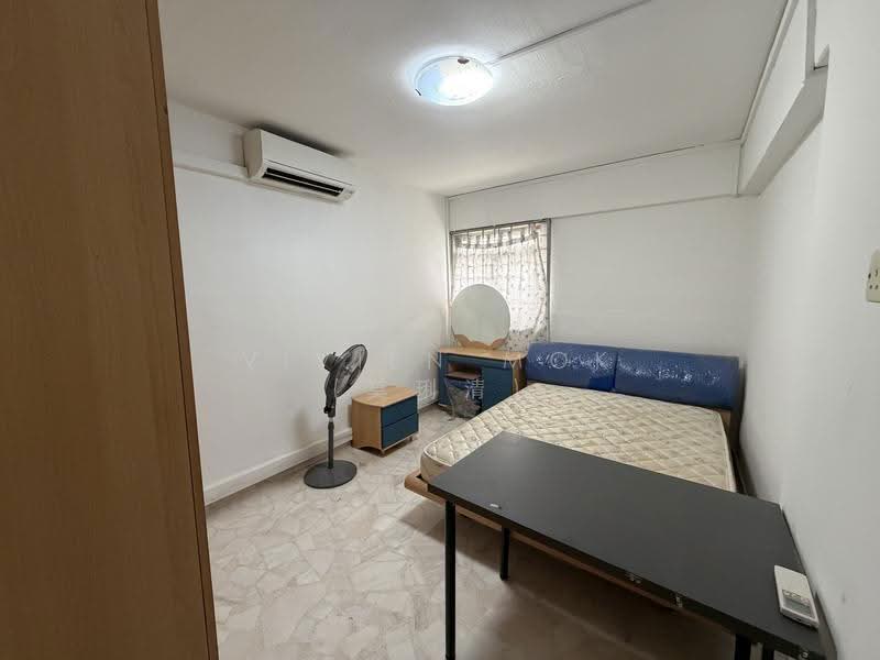 4 Lorong Lew Lian, 4 Lorong Lew Lian, Hougang / Punggol / Sengkang, Room Rental, 150 sqft, HDB Flat For Rent, by Vivien Mok (莫琍清), 500249607 - Bedroom 2 - PropertyGuru.com.sg