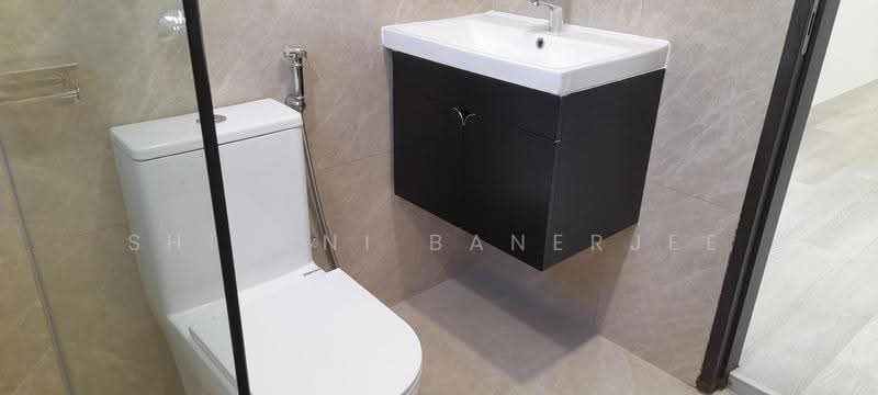 Cavenagh Gardens, 73 Cavenagh Road, Orchard / River Valley, Room Rental, 160 sqft, Apartment For Rent, by Shibani Banerjee, 500249611 - Bathroom - PropertyGuru.com.sg