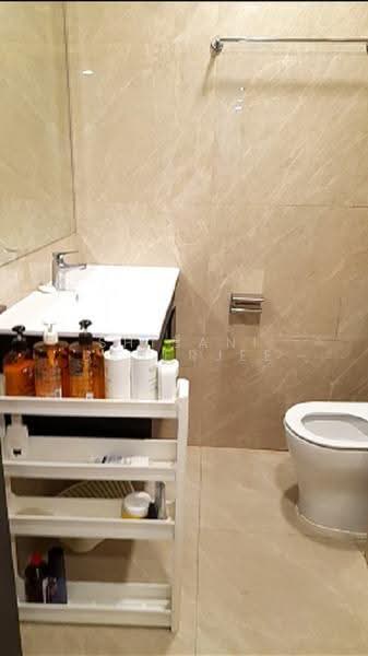 Cavenagh Gardens, 73 Cavenagh Road, Orchard / River Valley, Room Rental, 160 sqft, Apartment For Rent, by Shibani Banerjee, 500249611 - Bathroom - PropertyGuru.com.sg