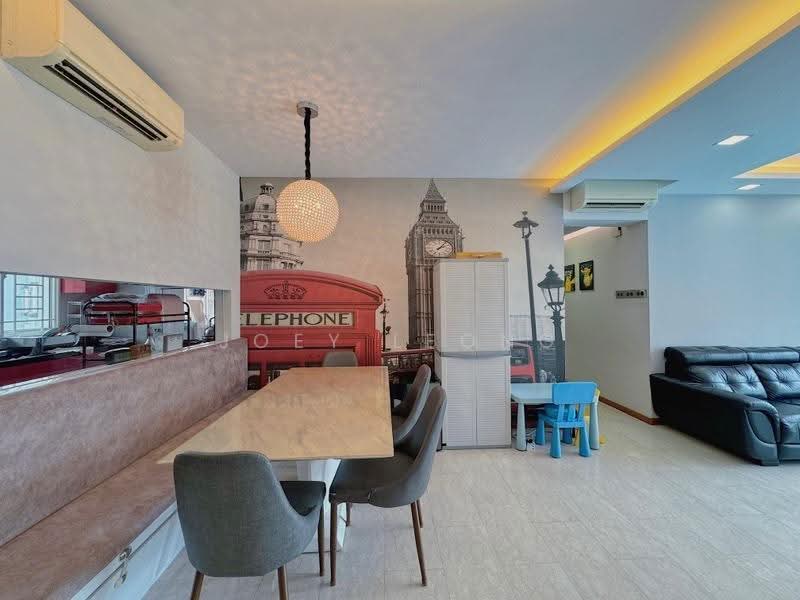 Rio Vista, 24 Upper Serangoon View, Hougang / Punggol / Sengkang, 3 Bedrooms, 1,249 sqft, Condominium For Sale, by Joey Leong, 500249612 - Glass panel behind the Dining Area - PropertyGuru.com.sg