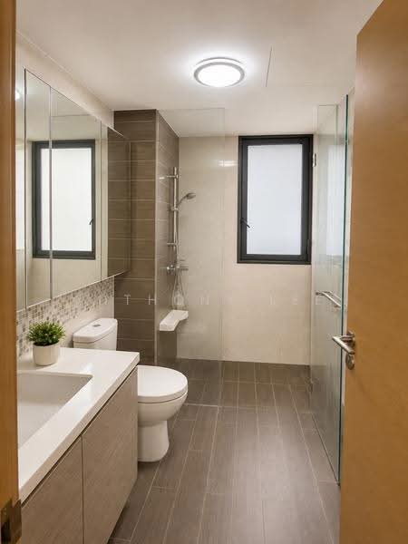 The Rainforest, 333 Choa Chu Kang Avenue 3, Dairy Farm / Bukit Panjang / Choa Chu Kang, 2 Bedrooms, 900 sqft, Executive Condominium For Rent, by Anthony Lee, 500249624 - Bathroom - PropertyGuru.com.sg