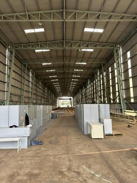 40Ton Cranes, 20 Meter High, Exact Location To Be Given After Enquiry, Boon Lay / Jurong / Tuas, 35,000 sqft, Factory / Workshop (B2) For Rent, by Kelly Tan, 500249634 - Interior - CommercialGuru.com.sg