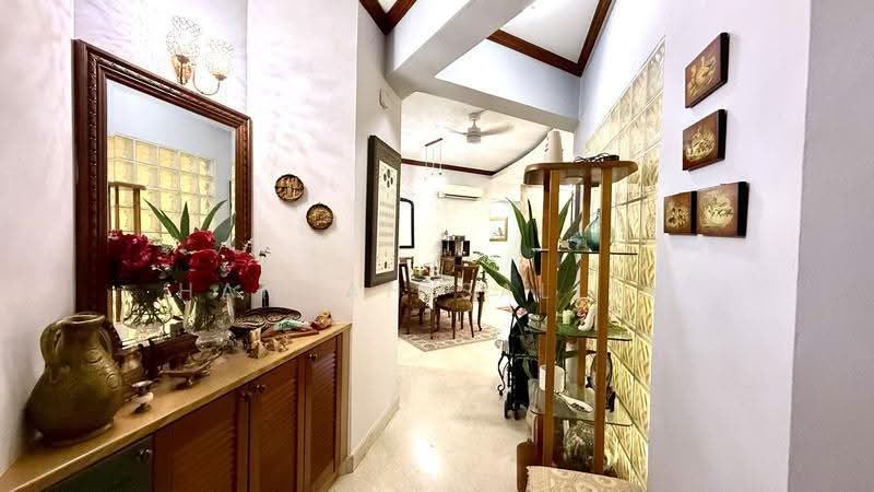 Simsville, 6 Geylang East Avenue 2, Eunos / Geylang / Paya Lebar, 4 Bedrooms, 1,528 sqft, Condominium For Sale, by Hamzah Salleh, 500249645 - Interior - PropertyGuru.com.sg