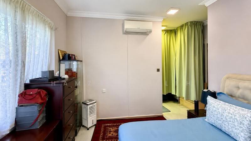 Simsville, 6 Geylang East Avenue 2, Eunos / Geylang / Paya Lebar, 4 Bedrooms, 1,528 sqft, Condominium For Sale, by Hamzah Salleh, 500249645 - Bedroom - PropertyGuru.com.sg