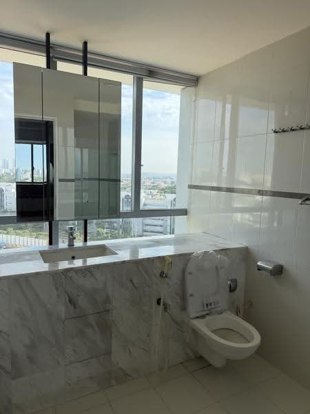 The Chuan, 31 Lorong chuan, Hougang / Punggol / Sengkang, 4 Bedrooms, 1,464 sqft, Condominium For Rent, by Celina Tay, 500249653 - Bathroom - PropertyGuru.com.sg