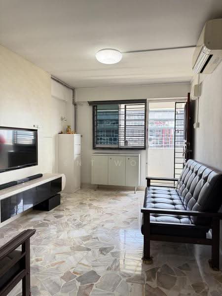 119 Bukit Merah View, 119 Bukit Merah View, Alexandra / Commonwealth, 3 Bedrooms, 700 sqft, HDB Flat For Sale, by Kent Wong, 500249655 - Living Room - PropertyGuru.com.sg