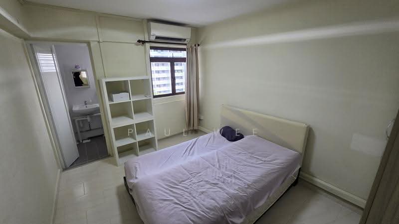 374 Clementi Avenue 4, 374 Clementi Avenue 4, Buona Vista / West Coast / Clementi New Town, 2 Bedrooms, 732 sqft, HDB Flat For Rent, by Paul Wee, 500249657 - Bedroom - PropertyGuru.com.sg