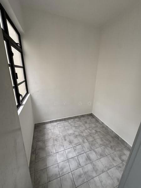 Pinewood Gardens, 21 Balmoral Park, Tanglin / Holland / Bukit Timah, 3 Bedrooms, 1,649 sqft, Condominium For Sale, by Andy Goh, 500249659 - Interior - PropertyGuru.com.sg