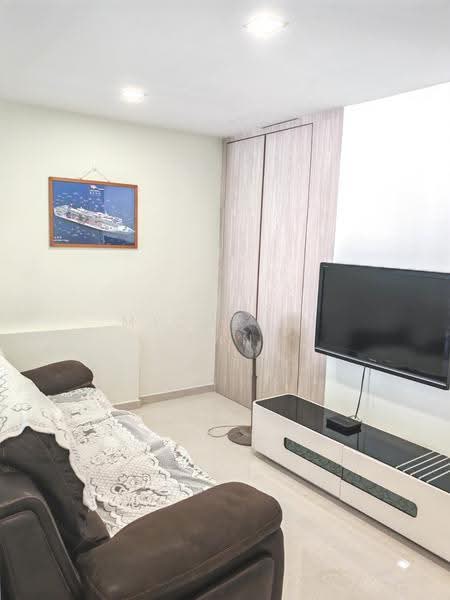 Northvale, 61 Choa Chu Kang Loop, Dairy Farm / Bukit Panjang / Choa Chu Kang, 2 Bedrooms, 700 sqft, Condominium For Rent, by Michelle Pan, 500249660 - Living Room - PropertyGuru.com.sg