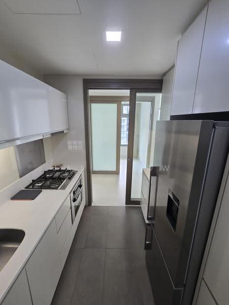 Starlight Suites, 11 River Valley Close, Orchard / River Valley, 2 Bedrooms, 850 sqft, Condominium For Rent, by Jason Low, 500249663 - Kitchen - PropertyGuru.com.sg
