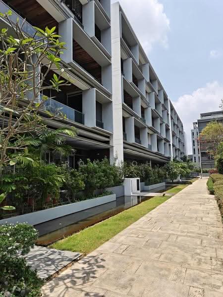 Seletar Park Residence, 17 Seletar Road, Seletar / Yio Chu Kang, 1 Bedroom, 527 sqft, Condominium For Sale, by Roy Goh, 500249670 - Exterior - PropertyGuru.com.sg
