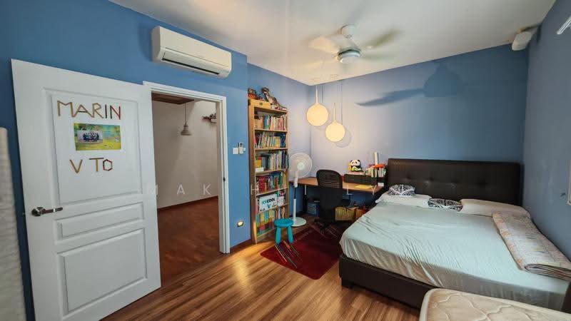 Rare Corner Terrace Within 1KM of Tao Nan! Move-In Condition, East Coast / Marine Parade, 5 Bedrooms, 3,380 sqft, Corner Terrace For Sale, by Mak Hui Lyn, 500249677 - Bedroom - PropertyGuru.com.sg