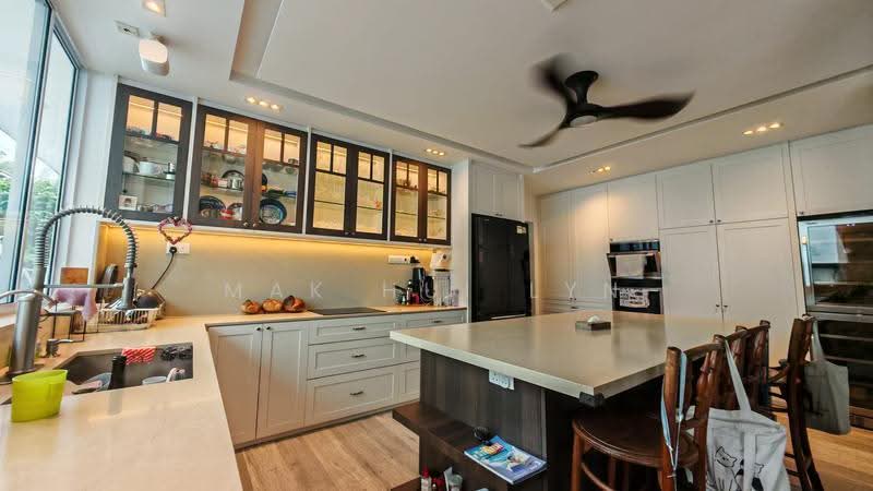 Rare Corner Terrace Within 1KM of Tao Nan! Move-In Condition, East Coast / Marine Parade, 5 Bedrooms, 3,380 sqft, Corner Terrace For Sale, by Mak Hui Lyn, 500249677 - Kitchen - PropertyGuru.com.sg