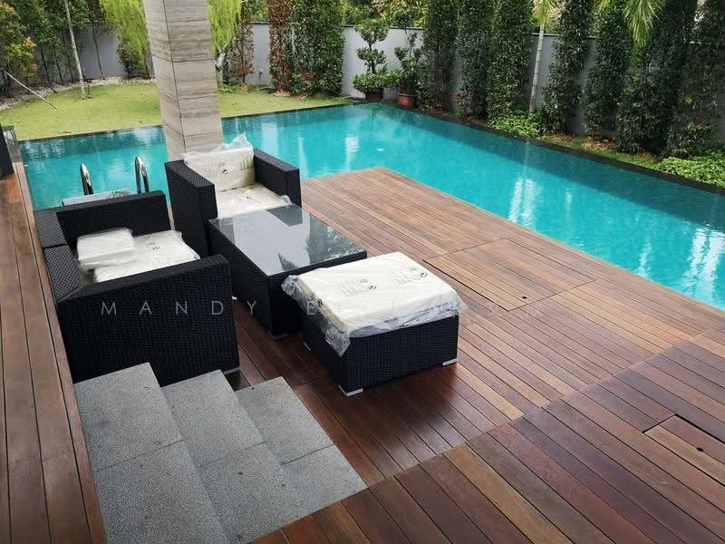 82D Lornie Road, Lornie Road, Newton / Novena, 7 Bedrooms, 9,450 sqft, Bungalow House For Rent, by Mandy Ei ( 梁文欣 ), 500249678 - Exterior - PropertyGuru.com.sg