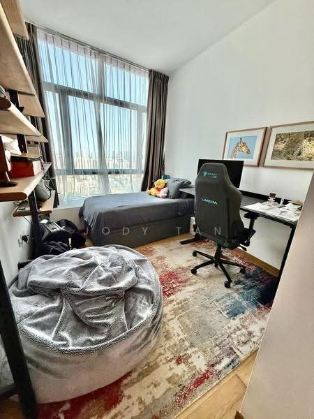 Soleil @ Sinaran, 6 Sinaran Drive, Newton / Novena, 4 Bedrooms, 1,722 sqft, Condominium For Rent, by Jody Tan, 500249683 - Bedroom - PropertyGuru.com.sg