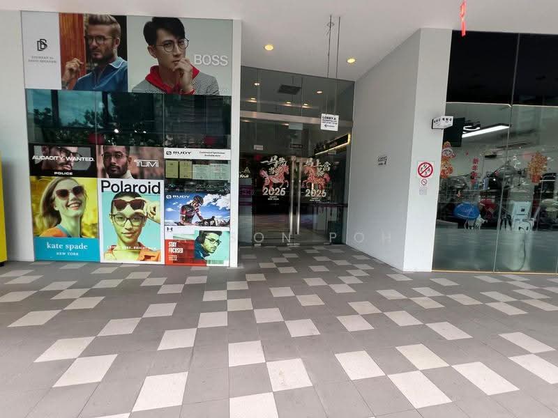 The MidTown, 1189 Upper Serangoon Road, Hougang / Punggol / Sengkang, 904 sqft, Food & Beverage For Sale, by Watson Poh, 500249712 - Entrance - CommercialGuru.com.sg