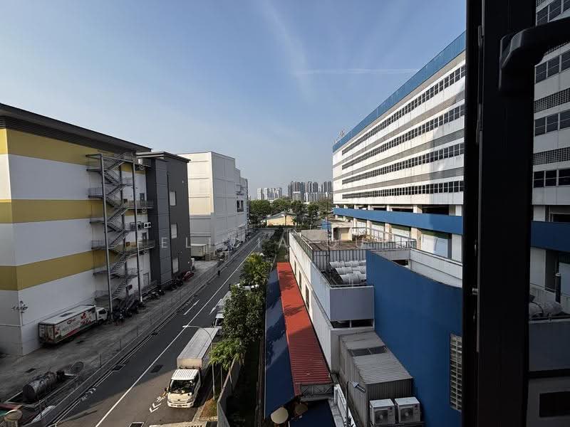 CT Foodchain, 200 Pandan Loop, Buona Vista / West Coast / Clementi New Town, 3,466 sqft, Factory / Workshop (B2) For Sale, by Felicia Quek, 500249748 - Exterior - CommercialGuru.com.sg