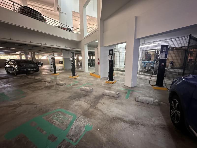 Amaryllis Ville, 20 Newton Road, Newton / Novena, 2 Bedrooms, 958 sqft, Condominium For Sale, by Nisi Lee 李宜禧, 500249751 - Plenty of parking & EV charging stations - PropertyGuru.com.sg