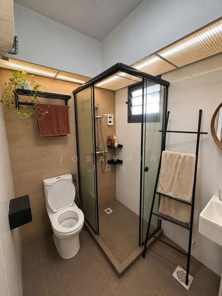445B Clementi Avenue 3, 445B Clementi Avenue 3, Buona Vista / West Coast / Clementi New Town, Room Rental, 80 sqft, HDB Flat For Rent, by Josaphin Toh, 500249759 - Bathroom - PropertyGuru.com.sg