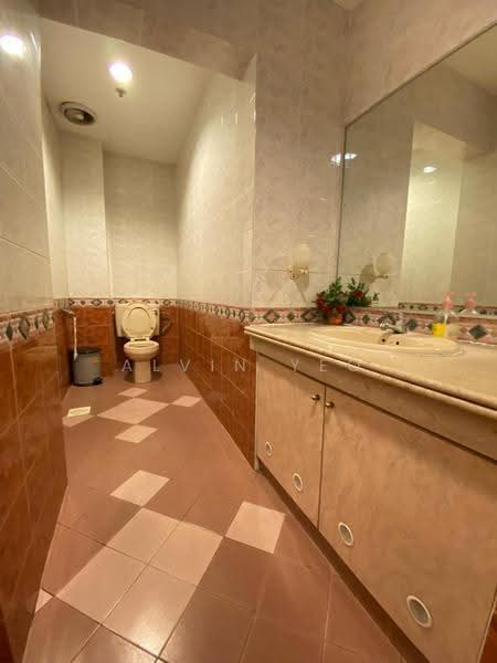 Crystal Time Building, 16 Tannery Lane, Macpherson / Potong Pasir, 2,150 sqft, Light Industrial (B1) For Rent, by Alvin Yeo, 500249771 - Bathroom - CommercialGuru.com.sg