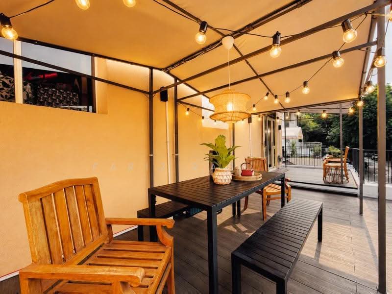 Henley Gardens, 34 Jalan Arif, Hougang / Punggol / Sengkang, 6 Bedrooms, 3,892 sqft, Terraced House For Sale, by Fariz Rashid, 500249777 - Balcony - PropertyGuru.com.sg