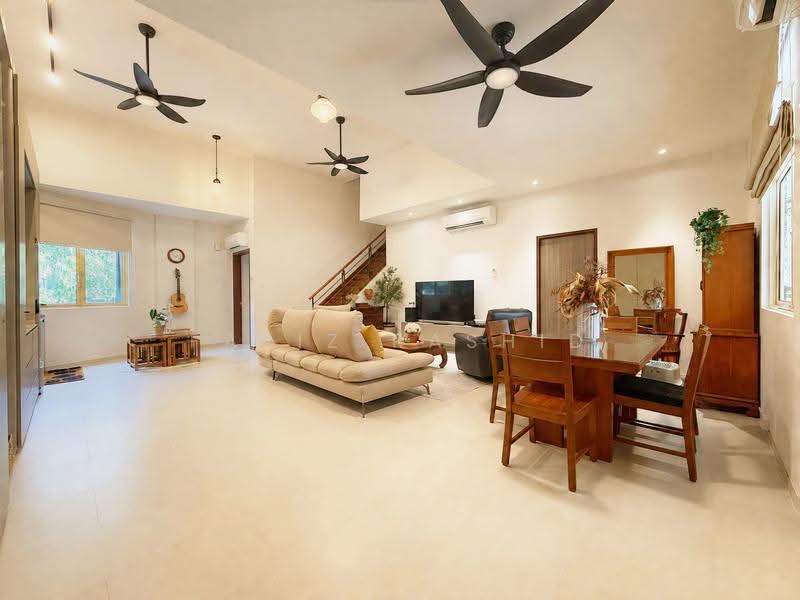 Henley Gardens, 34 Jalan Arif, Hougang / Punggol / Sengkang, 6 Bedrooms, 3,892 sqft, Terraced House For Sale, by Fariz Rashid, 500249777 - Living Room - PropertyGuru.com.sg