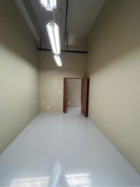 Gold Pine Industrial Building, 126 126, Macpherson / Potong Pasir, 170 sqft, Light Industrial (B1) For Rent, by Vincent Lin, 500249789 - CommercialGuru.com.sg