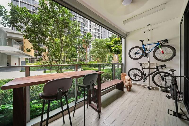 Penrose, 22 Sims Drive, Eunos / Geylang / Paya Lebar, 4 Bedrooms, 1,389 sqft, Condominium For Sale, by Veroy Chua, 500249790 - Balcony - PropertyGuru.com.sg
