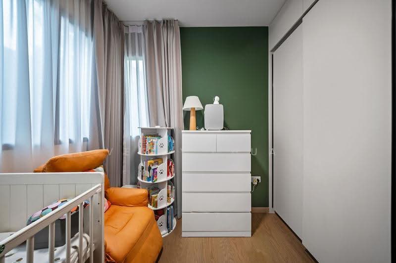 Penrose, 22 Sims Drive, Eunos / Geylang / Paya Lebar, 4 Bedrooms, 1,389 sqft, Condominium For Sale, by Veroy Chua, 500249790 - Bedroom - PropertyGuru.com.sg