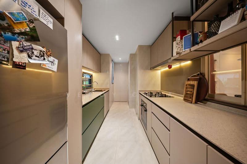 Penrose, 22 Sims Drive, Eunos / Geylang / Paya Lebar, 4 Bedrooms, 1,389 sqft, Condominium For Sale, by Veroy Chua, 500249790 - Kitchen - PropertyGuru.com.sg