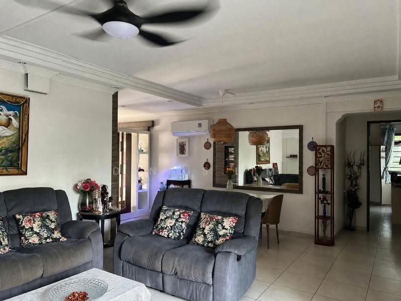 190B Rivervale Drive, 190B Rivervale Drive, Hougang / Punggol / Sengkang, 3 Bedrooms, 1,238 sqft, HDB Flat For Sale, by Dennis Lim, 500249795 - Living Room - PropertyGuru.com.sg