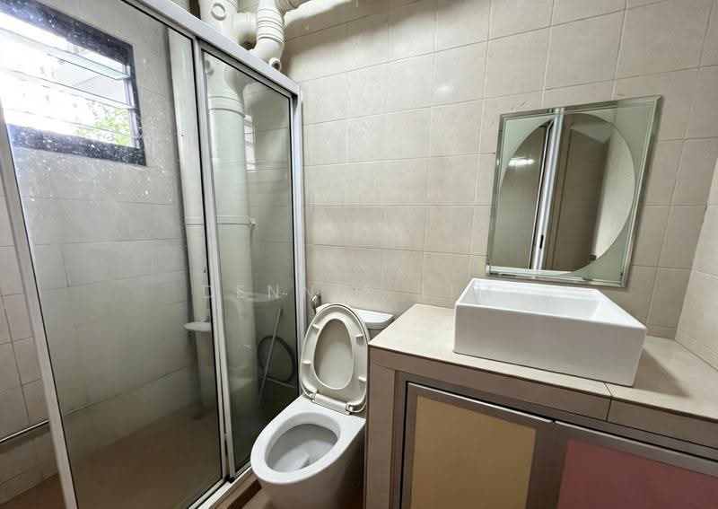 190B Rivervale Drive, 190B Rivervale Drive, Hougang / Punggol / Sengkang, 3 Bedrooms, 1,238 sqft, HDB Flat For Sale, by Dennis Lim, 500249795 - Bathroom - PropertyGuru.com.sg