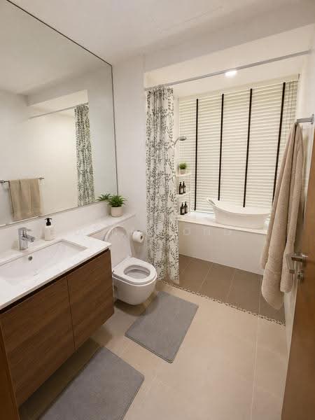 Double Bay Residences, 17B Simei Street 4, Pasir Ris / Tampines, 2 Bedrooms, 1,001 sqft, Condominium For Sale, by Derek Ong, 500249805 - Master Bathroom - PropertyGuru.com.sg
