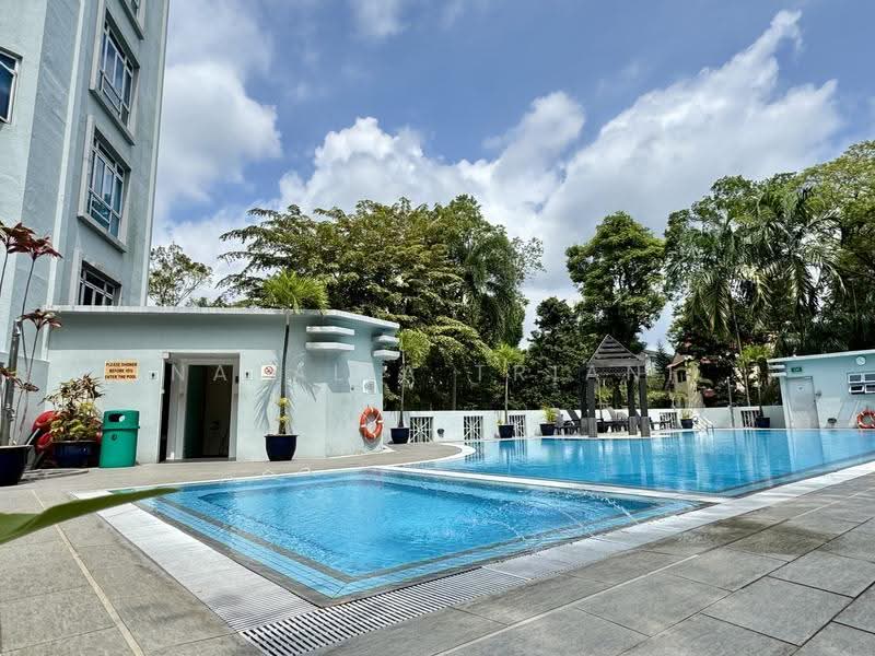 Leedon 2, 2 Leedon Road, Tanglin / Holland / Bukit Timah, 4 Bedrooms, 1,206 sqft, Apartment For Rent, by Natalia Triani, 500249807 - Exterior - PropertyGuru.com.sg