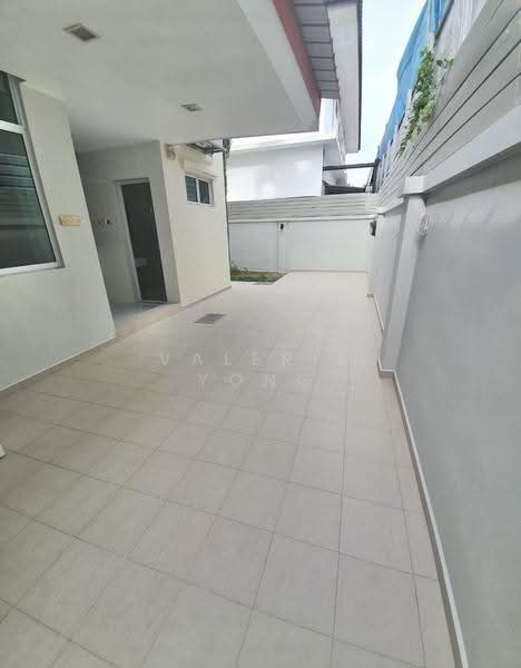 11 Mariam Close, Changi Airport / Changi Village, 6 Bedrooms, 5,000 sqft, Semi-Detached House For Rent, by Valerie Yong, 500249813 - Exterior - PropertyGuru.com.sg