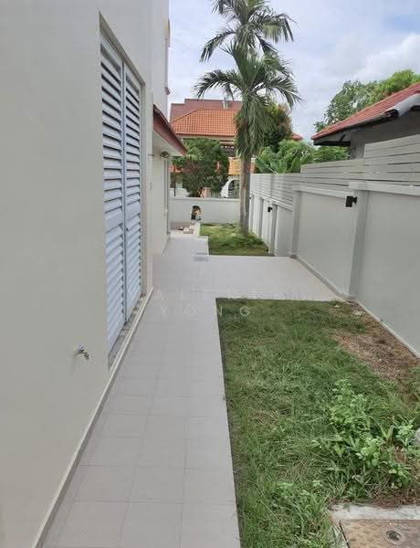 11 Mariam Close, Changi Airport / Changi Village, 6 Bedrooms, 5,000 sqft, Semi-Detached House For Rent, by Valerie Yong, 500249813 - Exterior - PropertyGuru.com.sg