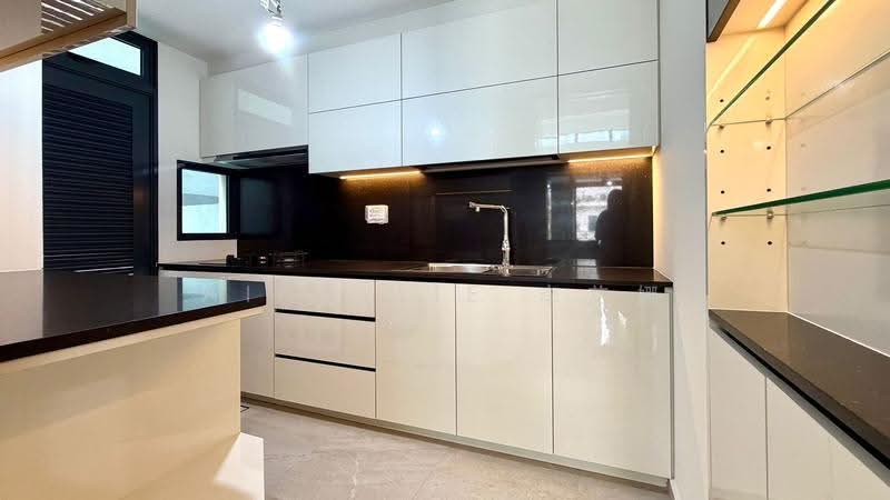TOP Obtained! Brand New Freehold Semi Detached at D28!, Seletar / Yio Chu Kang, 5 Bedrooms, 4,058 sqft, Semi-Detached House For Sale, by Aina Lie 李艾娜, 500249814 - Kitchen - PropertyGuru.com.sg