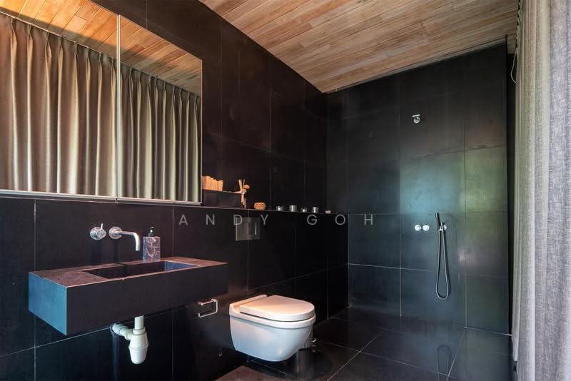 Sentosa Cove, Paradise Island, Harbourfront / Telok Blangah, 6 Bedrooms, 6,800 sqft, Detached House For Sale, by Andy Goh, 500249828 - Bathroom - PropertyGuru.com.sg