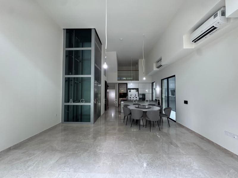 Belgravia Ace, Belgravia Drive, Seletar / Yio Chu Kang, 5 Bedrooms, 4,300 sqft, Semi-Detached House For Sale, by Agnes Goh, 500249837 - Living Room - PropertyGuru.com.sg