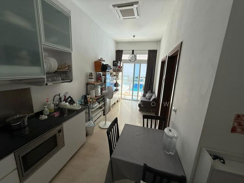 Suites @ Paya Lebar, 418 Upper Paya Lebar Road, Hougang / Punggol / Sengkang, 1 Bedroom, 409 sqft, Condominium For Rent, by Ernest Low, 500249853 - Kitchen - PropertyGuru.com.sg